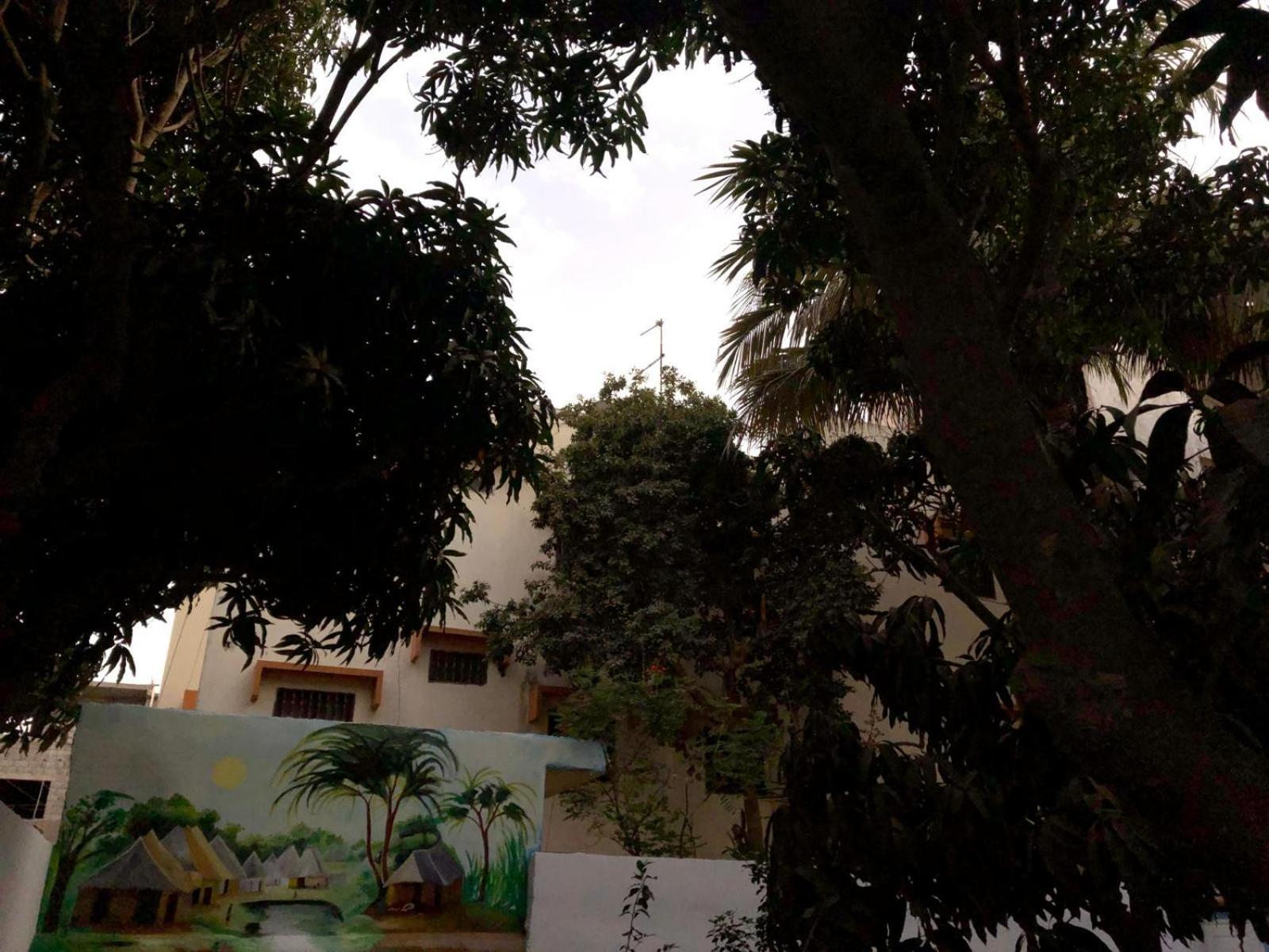 Villa Luxueuse A Ouakam ダカール エクステリア 写真